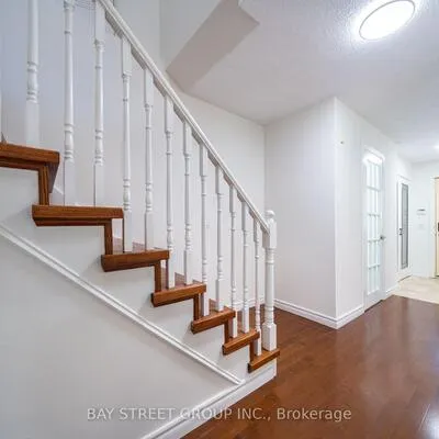 27,&nbsp;Vanessa, Markville, Markham