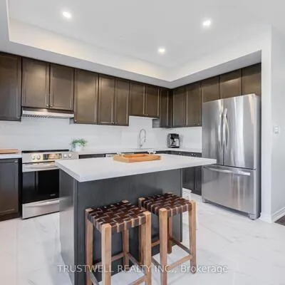 76,&nbsp;Donald Buttress, Cathedraltown, Markham