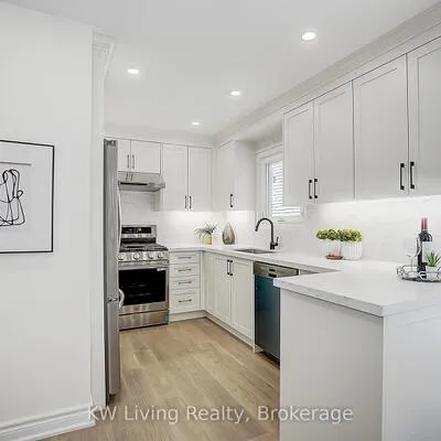132,&nbsp;Northolt, Milliken Mills East, Markham
