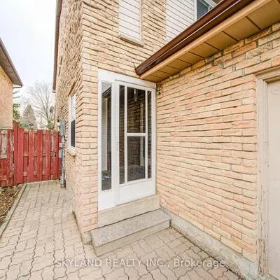 56,&nbsp;Upton, Milliken Mills West, Markham
