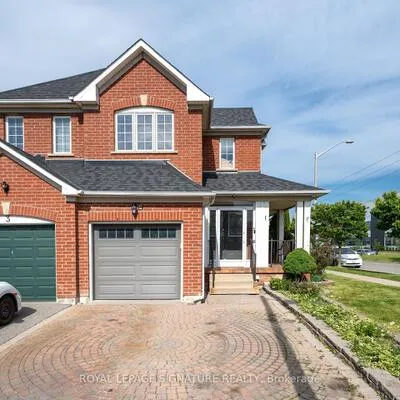 1,&nbsp;Holloway, Cedarwood, Markham