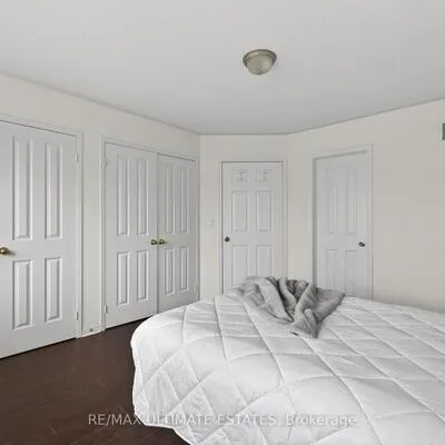 39,&nbsp;Bur Oak, Berczy, Markham