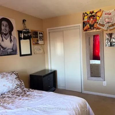 40,&nbsp;Vogue, Rouge River Estates, Markham