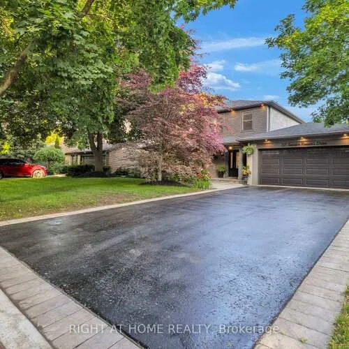 Premium freehold home for sale: 35, Senator Reesor's, Sherwood-Amberglen, Markham