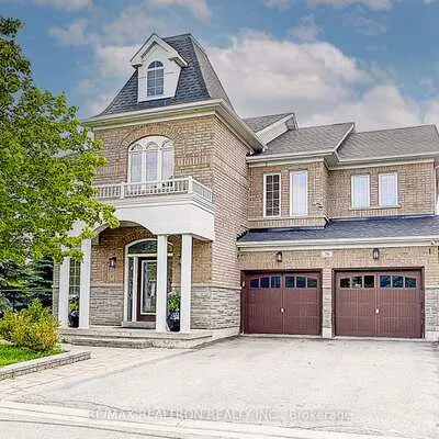 76,&nbsp;Boswell, Box Grove, Markham