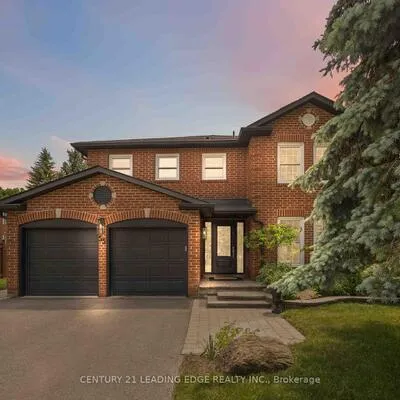 55,&nbsp;McCarty, Markham Village, Markham