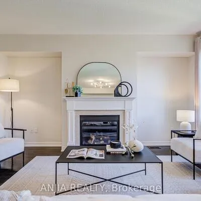 110,&nbsp;Betty Roman, Cathedraltown, Markham