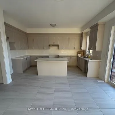 34,&nbsp;Nanhai, Angus Glen, Markham