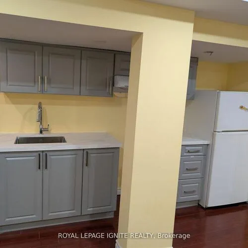 Premium freehold home for sale: 98, Chloe, Middlefield, Markham