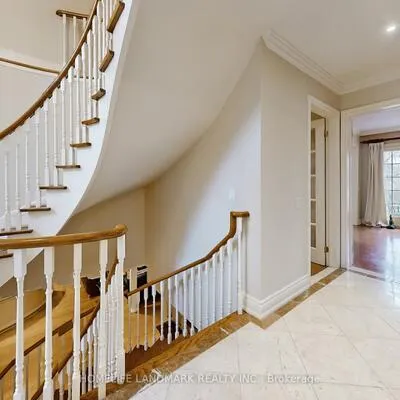8,&nbsp;Prescott, Bayview Glen, Markham