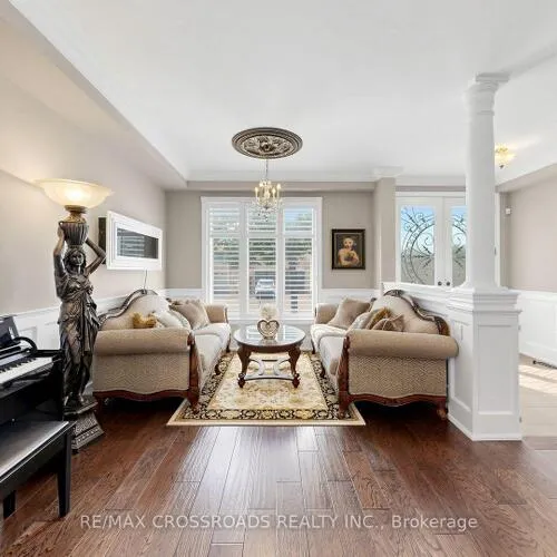Premium freehold home for sale: 22, Bartlett, Cachet, Markham