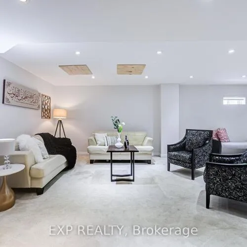 Premium freehold home for sale: 50, Stoney Creek, Greensborough, Markham