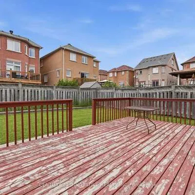 57,&nbsp;Avenida, Middlefield, Markham