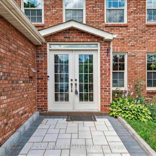 Premium freehold home for sale: 186, Carlton, Unionville, Markham