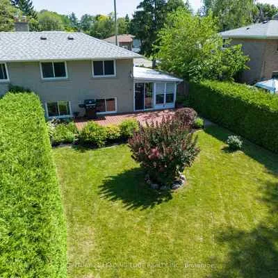 120,&nbsp;Sherwood Forest, Bullock, Markham