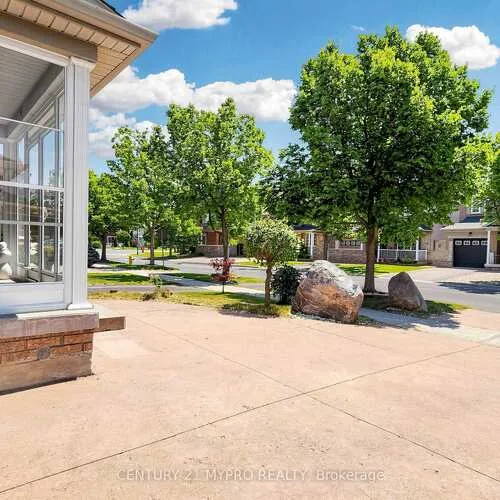 Premium freehold home for sale: 74, Victoria Wood, Greensborough, Markham