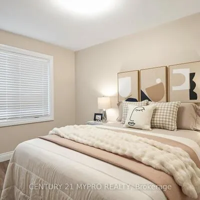 18,&nbsp;Dogwood, Wismer, Markham