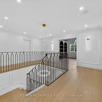 42,&nbsp;Peter, Old Markham Village, Markham