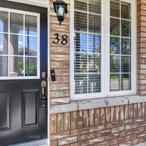 Premium freehold home for sale: 38, Coleluke, Middlefield, Markham