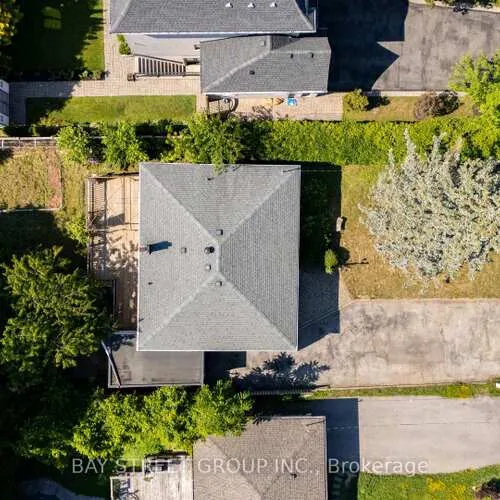 Premium freehold home for sale: 32, Alanadale, Bullock, Markham