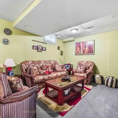 76,&nbsp;Riverlands, Cornell, Markham
