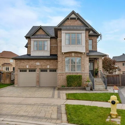 Premium freehold home for sale: 68, Foshan, Berczy, Markham