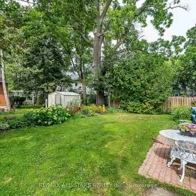 114,&nbsp;Main, Unionville, Markham