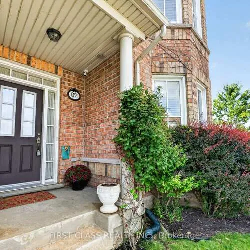 Premium freehold home for sale: 67, Walter Scott, Victoria Square, Markham