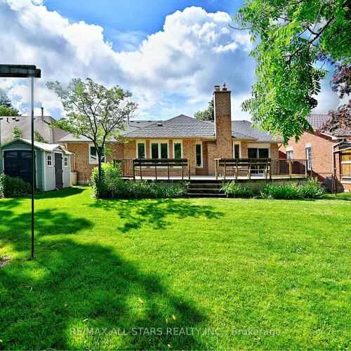 Premium freehold home for sale: 34, Captain Armstrong, Sherwood-Amberglen, Markham