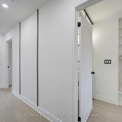 Premium freehold home for sale: 454, Bur Oak, Berczy, Markham