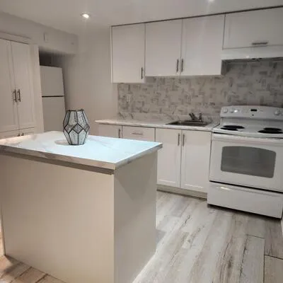 35,&nbsp;Ashland, Sherwood-Amberglen, Markham