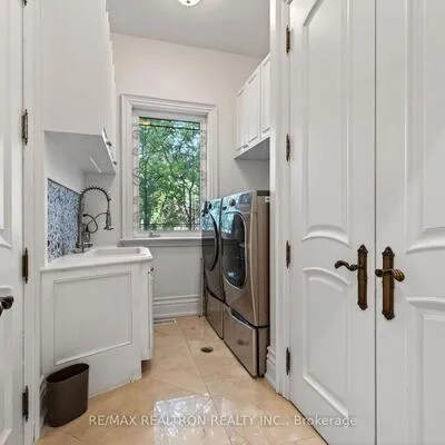30,&nbsp;Thornlea, Thornhill, Markham