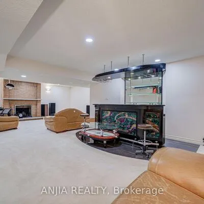 63,&nbsp;Beckenridge, Milliken Mills East, Markham