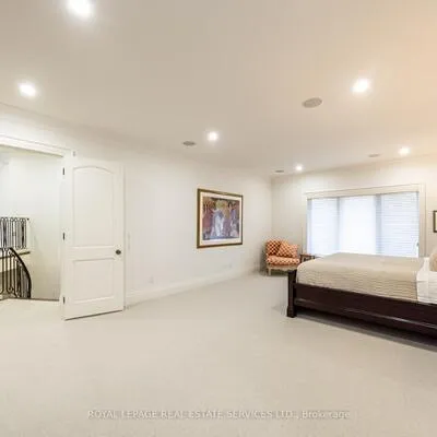 9,&nbsp;Seinecliffe, Bayview Glen, Markham