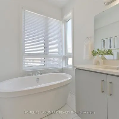 34,&nbsp;Carole Bell, Berczy, Markham