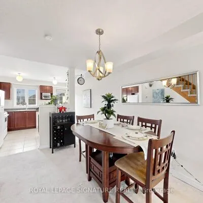 2433,&nbsp;Bur Oak, Cornell, Markham