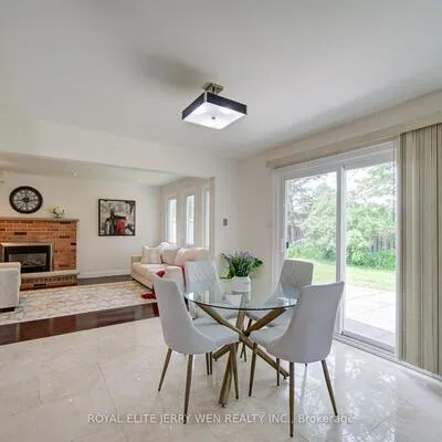 70,&nbsp;Bronte, Thornlea, Markham