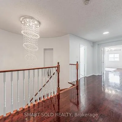 274,&nbsp;Ridgecrest, Berczy, Markham