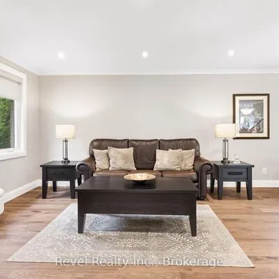35,&nbsp;John Dexter, Sherwood-Amberglen, Markham