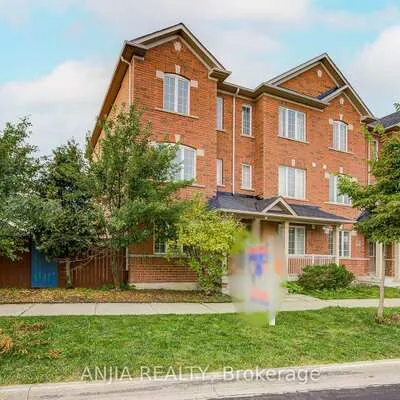 375,&nbsp;White's Hill, Cornell, Markham