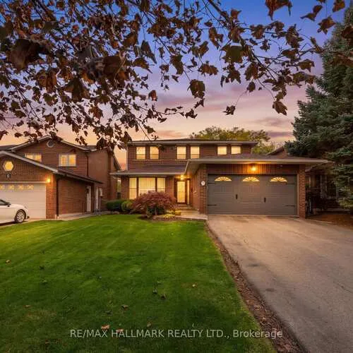 Premium freehold home for sale: 7, Charnwood, Aileen-Willowbrook, Markham
