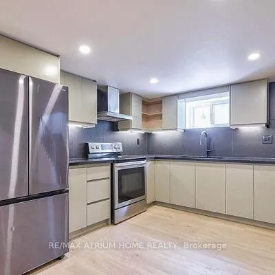 567, Atwater, Mineola, Mississauga