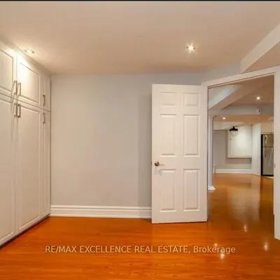 3262, Crimson King, Lisgar, Mississauga