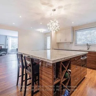 1730, Sunningdale, Clarkson, Mississauga