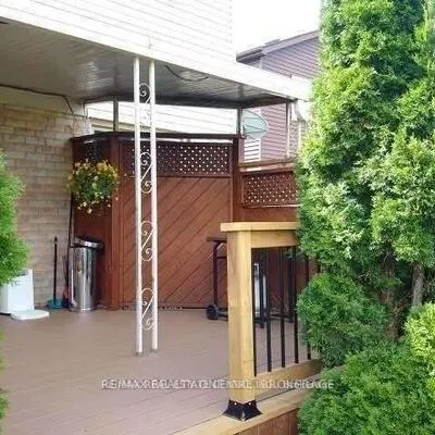 1537, Cuthbert, East Credit, Mississauga