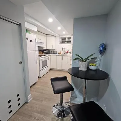 3489, Queenston, Erindale, Mississauga