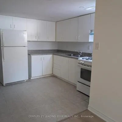 2424, Whaley, Cooksville, Mississauga