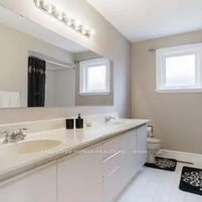 4562,&nbsp;Penhallow, Creditview, Mississauga