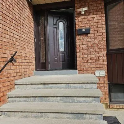 61,&nbsp;Hull, Malton, Mississauga