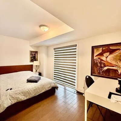 2130, Royal Gala, Lakeview, Mississauga